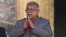 Sushila Karki dilantik Presiden Nepal Ram Chandra Paudel sebagai Perdana Menteri setelah ribuan aktivis memberikan suara melalui aplikasi daring Discord. (AP Photo/Niranjan Shrestha)