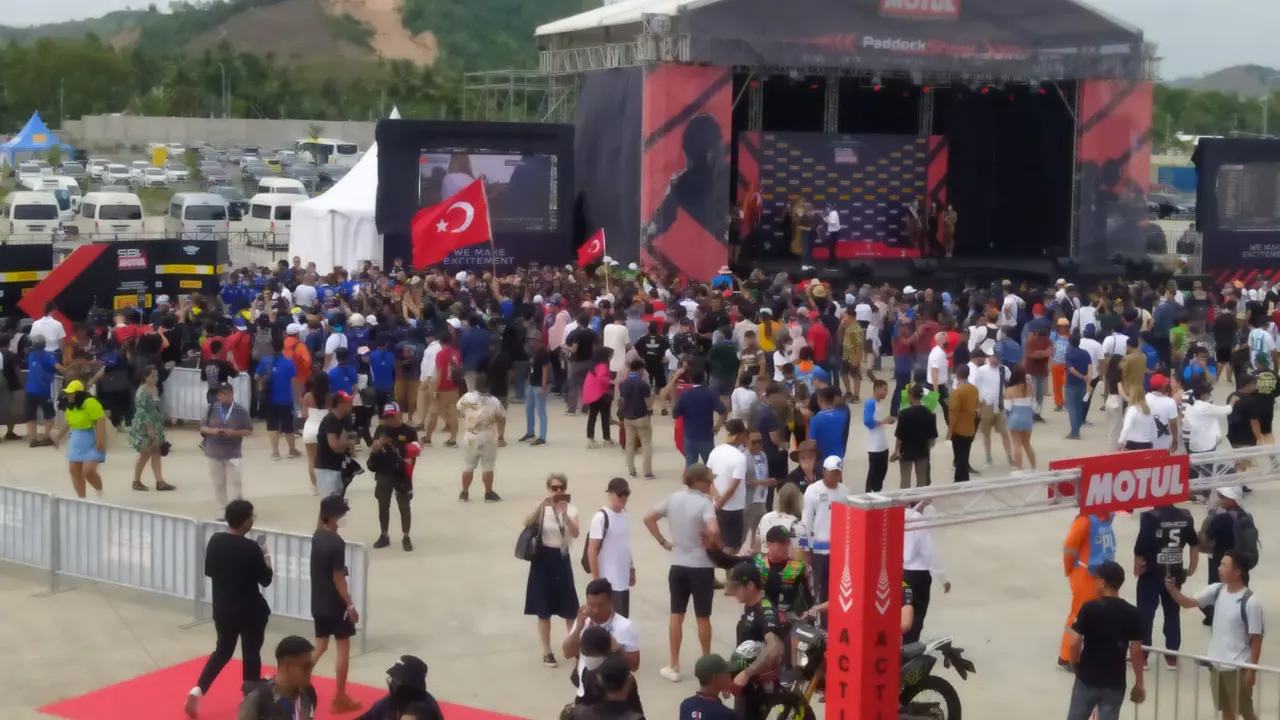 Suasana podium WSBK Mandalika 2022