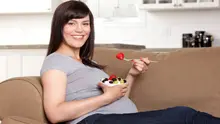 Ibu hamil tentunya membutuhkan nutrisi yang baik dan cukup untuk kesehatan imunnya dan juga janin. Berikut jenis makanan sehat yang praktis.
