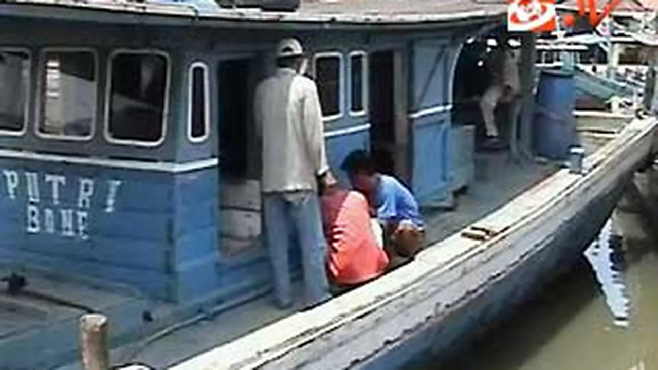 101014terk2_nelayan.jpg