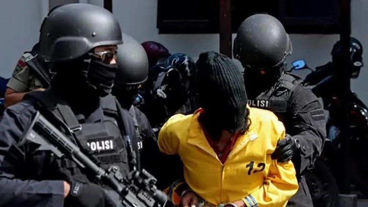 Ilustrasi penangkapan Teroris oleh Densus 88 Anti Teror (Istimewa)