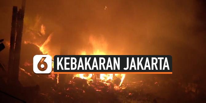 VIDEO: Kebakaran Pasar, Pedagang Panik Saat Menurunkan Barang