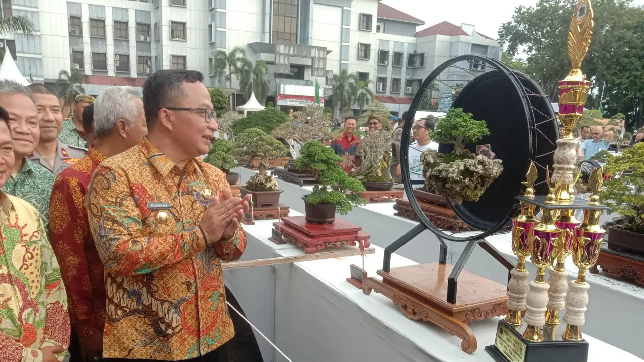 Plt. Bupati Gresik.