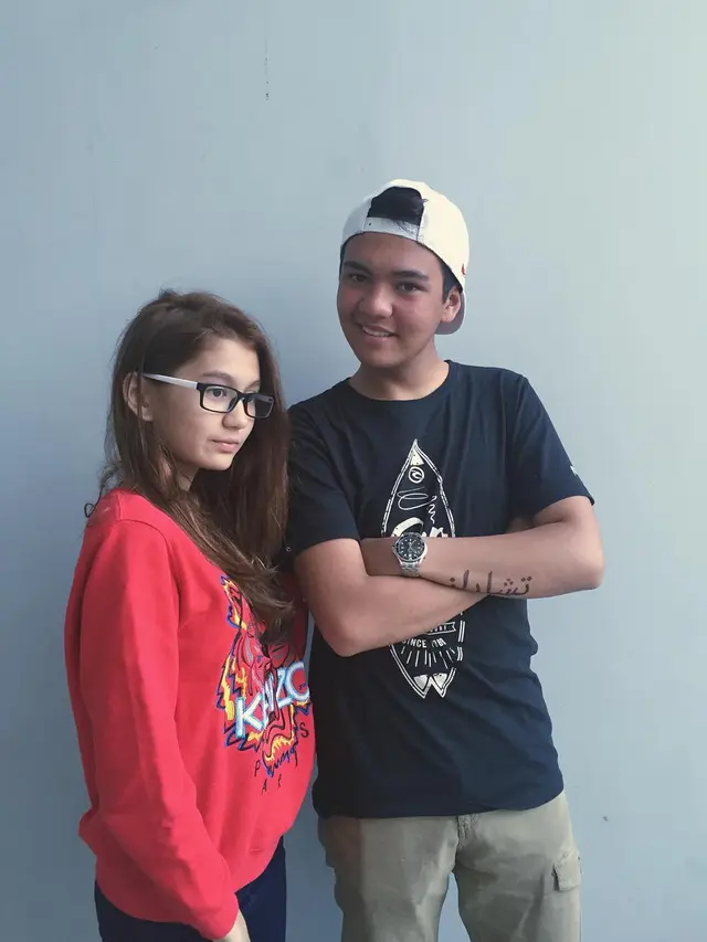 Sering Dikira Pacar, Ini 6 Potret Kebersamaan Zoe Abbas Jackson dan Kakak