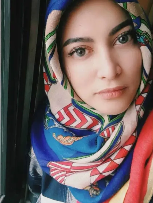 "Sebelumnya akan diintubasi agar pasien knock down dalam kondisi sedasi. Kesimpulan, pneumonia berat specifik Covid 19 dengan kondisi Akut High Risk," tutupnya. (Instagram/janeshalimar)