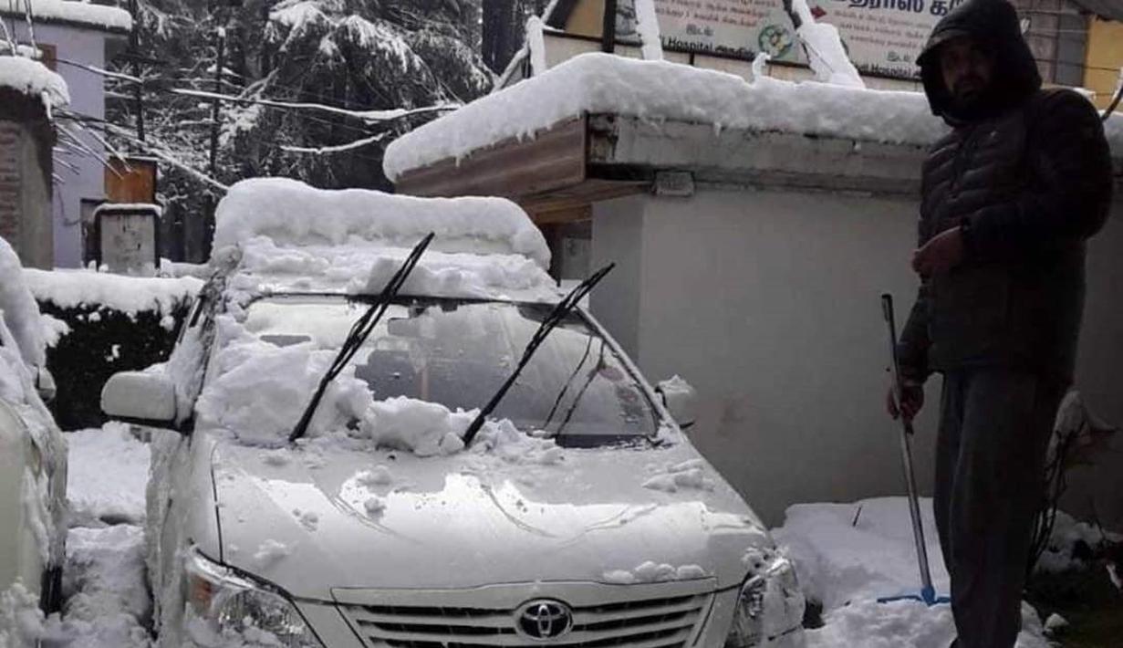 Ternyata Innova kuat jika hidup di alam bersalju. (Source: Instagram/@toyota_innova_in_the_world)