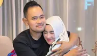 Shandy Purnamasari Nangis Haru, Dapat Kado Ulang Tahun 6 Masjid dari Sang Suami