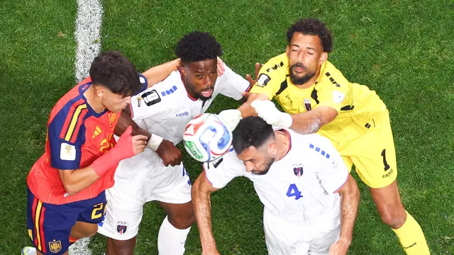 Foto: Deretan Aksi Vozinha, Kiper 40 Tahun yang Bikin Spanyol Frustrasi pada Laga Perdana Grup H  Piala Dunia 2026