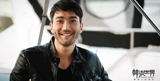 Siwon Super Junior resmi pulang dari wajib militer pada Agustus 2017. Setelah itu, ia bermain drama Revolutionary Love. (Foto: soompi.com)