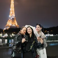 Jelang hari pernikahan, Enzy Storia dan Medina Dina beri kejutan bridal shower untuk Febby Rastanty [@medinadinaaa]
