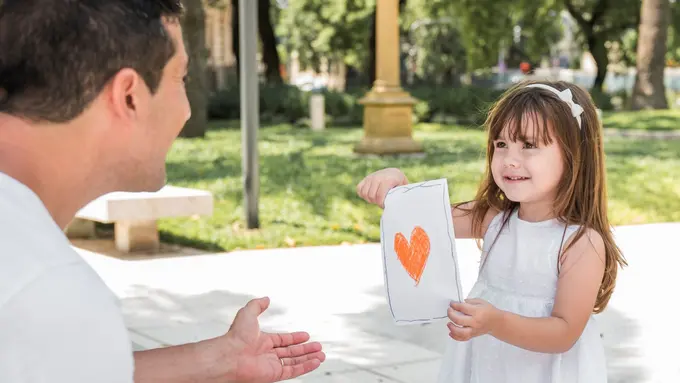 10 Tips Membangun Rasa Aman Emosional Anak Sejak Dini agar Tumbuh Percaya Diri