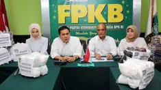 Fraksi Partai Kebangkitan Bangsa (FPKB) DPR RI menggelar konferensi pers terkait pemberian bantuan kepada etnik Rohingya yang terdampar di Aceh, Jakarta, Selasa (26/5/2015). (Liputan6.com/Helmi Afandi) 