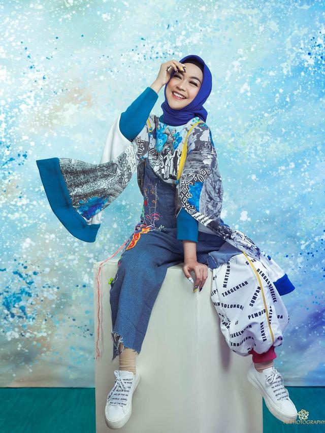 7 Gaya Pemotretan Ria Ricis Rayakan 24,5 Subscriber YouTube,  Bikin Pangling