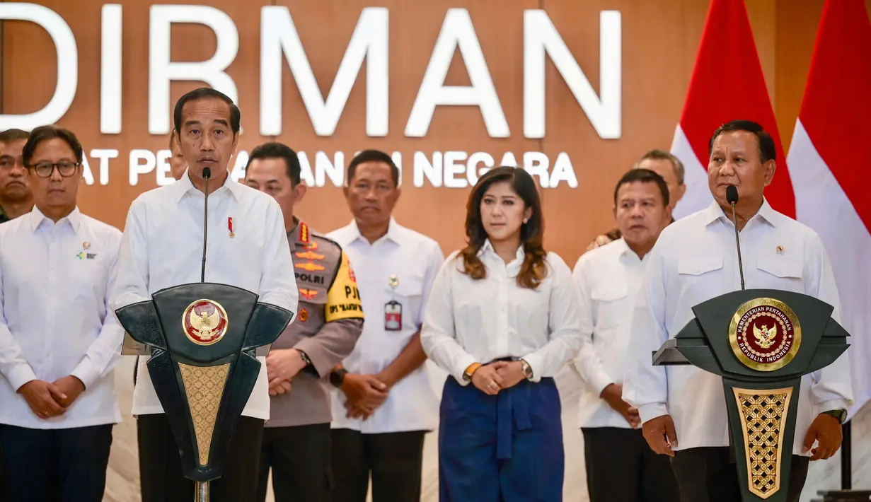 Presiden Jokowi mengaku sangat menghargai dan mengapresiasi pembangunan RS PPN Panglima Besar Soedirman beserta 20 RS TNI lainnya yang diinisiasi Kementerian Pertahanan. (BAY ISMOYO/AFP)