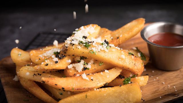 Ilustrasi makanan berkarbohidrat