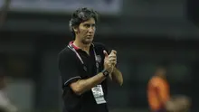 Pelatih Bali United, Stefano Cugurra Teco, saat melawan Semen Padang pada laga Piala Presiden 2019 di Stadion Patriot, Jawa Barat, Senin (11/3). Bali United menang 2-1 atas Semen Padang. (Bola.com/M Iqbal Ichsan)