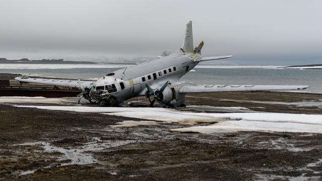 Ilustrasi pesawat jatuh