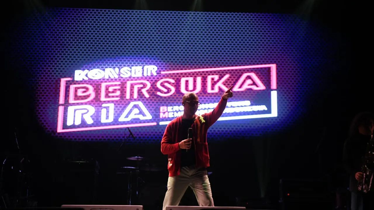 DPP PDI Perjuangan melalui Banteng Muda Indonesia (BMI) menggelar Konser Bersuka Ria yang diambil dari judul lagu ciptaan Bung Karno "Mari Bersuka Ria", dalam rangka memperingati Bulan Bung Karno pada Juni 2022.
