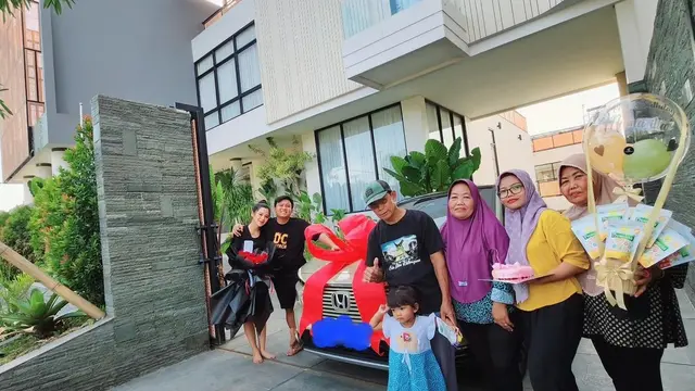 8 Momen Kejutan Ulang Tahun Bella Bonita, Dapat Mobil dari Denny Caknan