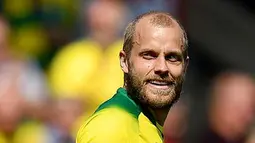 2. Teemu Pukki (Norwich City) - Striker The Canaries ini telah membuktikkan ketajamannya dengan mengoleksi enam gol di Premier League musim ini. Pemain asal Finlandia itu bisa menjadi alternatif untuk lini depan Setan Merah. (AFP/Daniel Leal Olivas)