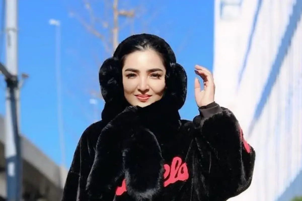 Gaya Ashanty saat Liburan di Jepang, Detail Outfit Winter yang Elegan dan Modis. (instagram/ashanty_ash)