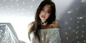 Jennie Blackpink dikenal sebagai artis Korea Selatan yang punya gaya seksi tapi tetap memesona dan membuatnya disukai oleh kaum pria dan wanita. (Foto: instagram.com/jenniekim.indo)