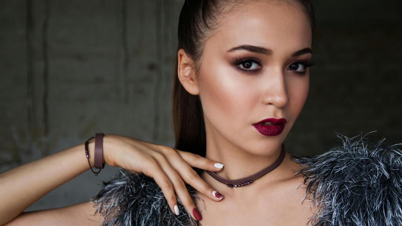 4 Tips Mengaplikasikan Eyeliner untuk Pemilik Double Eyelid (pexels.com)