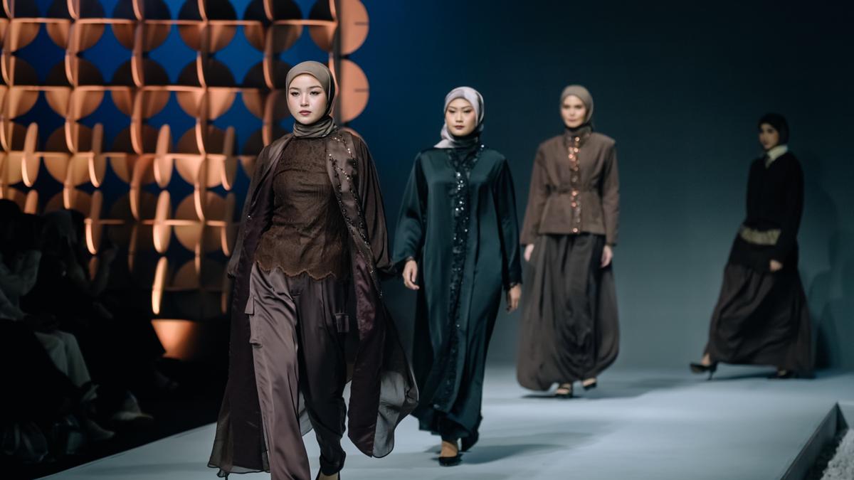 Koleksi Modest Wear Terbaru Terinspirasi Arsip Botani Klasik dan Interior Vintage, Menghadirkan Nuansa Nostalgia