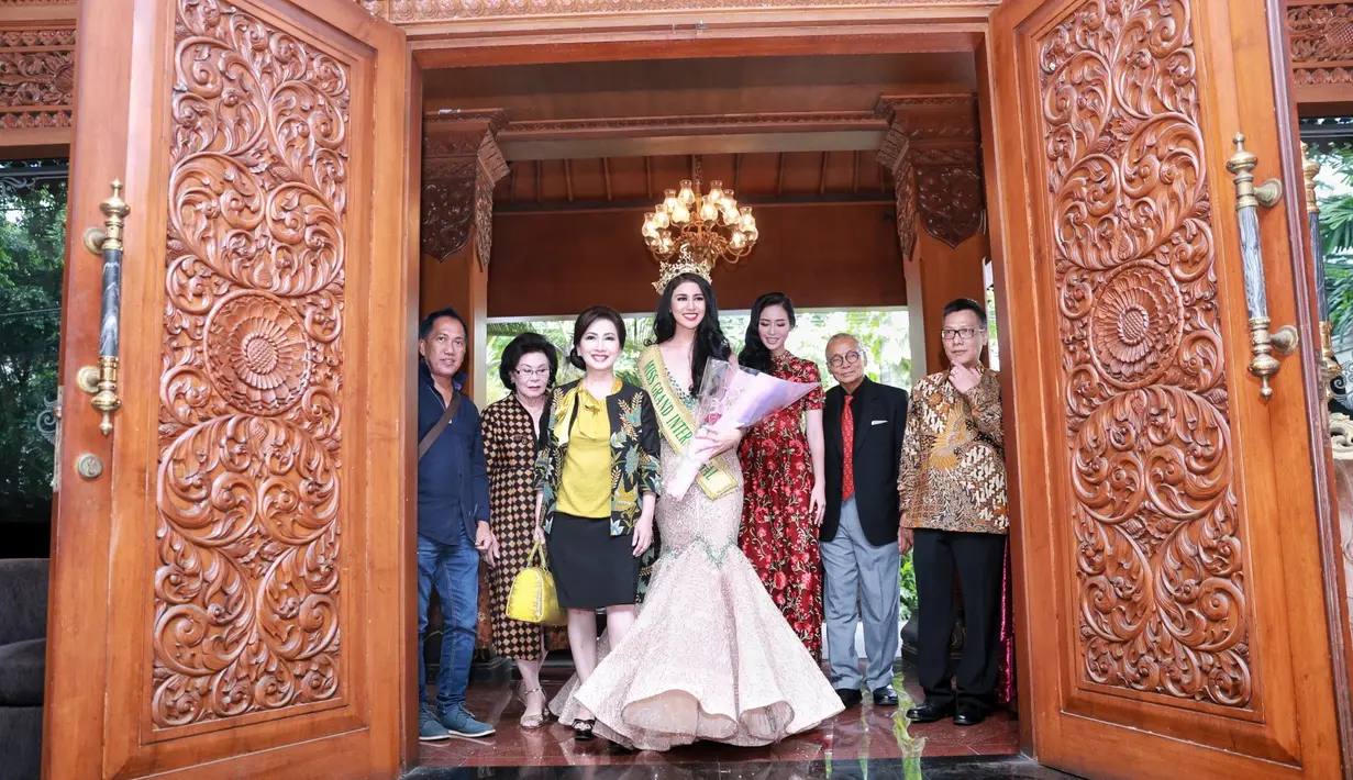 Selama setahun Ariska Putri mengemban tugas sebagai Miss Grand Internasional. Bersama dengan United Nation, ia akan terjun langsung membantu korban perang. Setelah itu, kembali menyelesaikan kuliahnya. (Adrian Putra/Bintang.com)