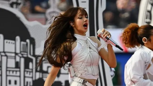 Hidung Lisa BLACKPINK di Piala Dunia 2026 Picu Rumor Operasi Plastik