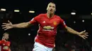 <p>Zlatan Ibrahimovic. Striker Swedia berusia 40 tahun yang dua musim memperkuat Manchester United pada 2016/2017 dan 2017/2018 ini menjadi top skor MU di musim pertamanya. Ia mampu mencetak 17 gol dan 5 assist hanya dari 28 laga di Liga Inggris. (AFP/Oli Scarff)</p>