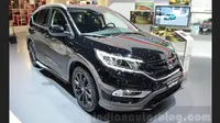 Honda Hadirkan CR-V Black Edition