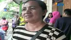 Jikalau ada yang memperoleh seragam dari bantuan warga tak serta merta membuat mereka mau bersekolah.