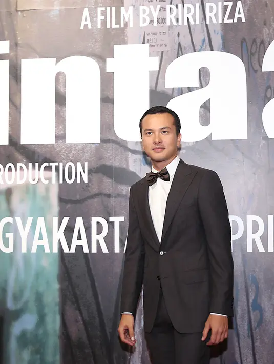 Berkat perannya Rangga, Nicholas Saputra namanya mulai dikenal masyarakat. Bahkan film Ada Apa Dengan Cinta, itu disebut-sebut sebagai bangkitnya film nasional. (Andy Masela/Bintang.com)
