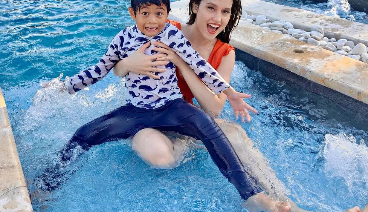 Cinta Laura (Instagram/claurakiehl)