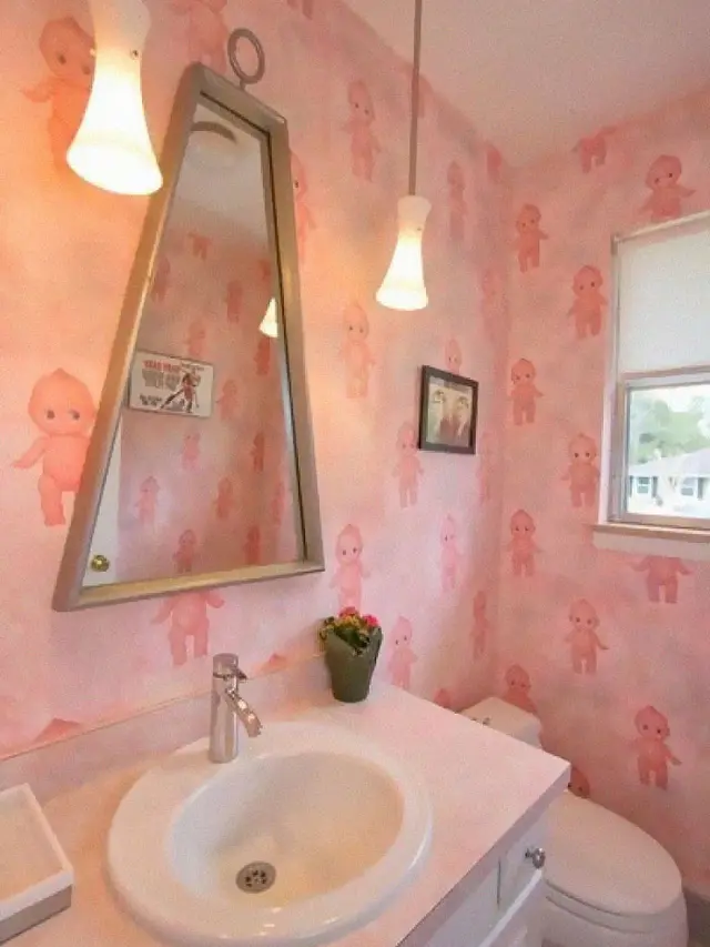 6 Potret Desain Kamar Mandi Ini Unik Banget, Bikin Geleng Kepala