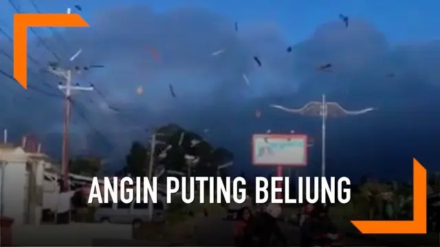 Warga Bener Meriah merekam detik-detik terjadinya angin puting beliung yang merusak puluhan rumah warga.