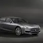 Gambar teaser Maserati Ghibli GranLusso yang meluncur di Tiongkok.