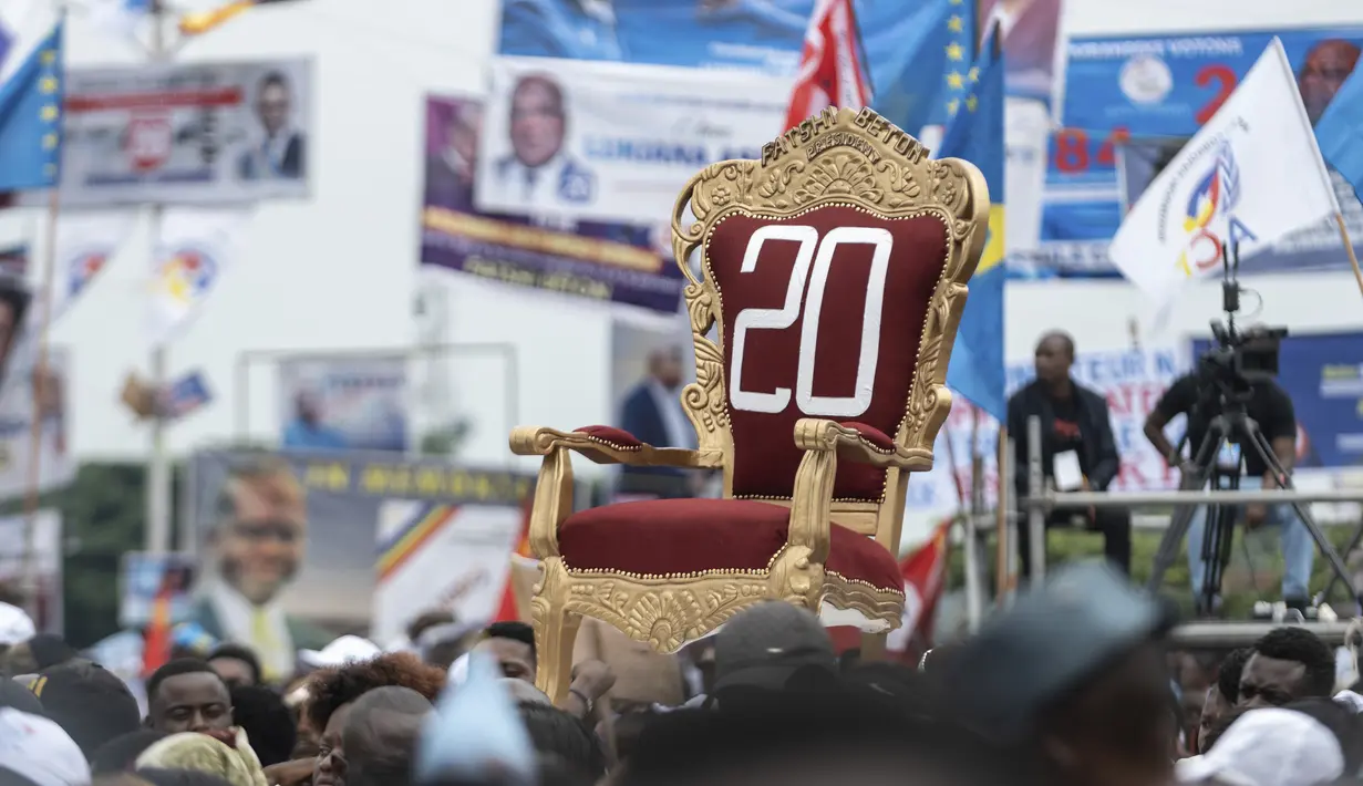 Baik pengamat dari luar maupun penduduk setempat telah memperingatkan tantangan-tantangan seperti itu dapat mempengaruhi kredibilitas pemungutan suara di salah satu negara terbesar di Afrika dan negara yang sumber daya mineralnya semakin krusial bagi ekonomi global. (AP Photo/Samy Ntumba Shambuyi)