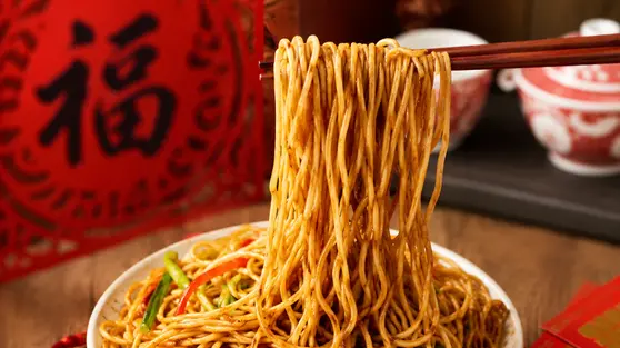 Resep Mie Panjang Umur Khas Imlek yang Gurih dan Antiputus