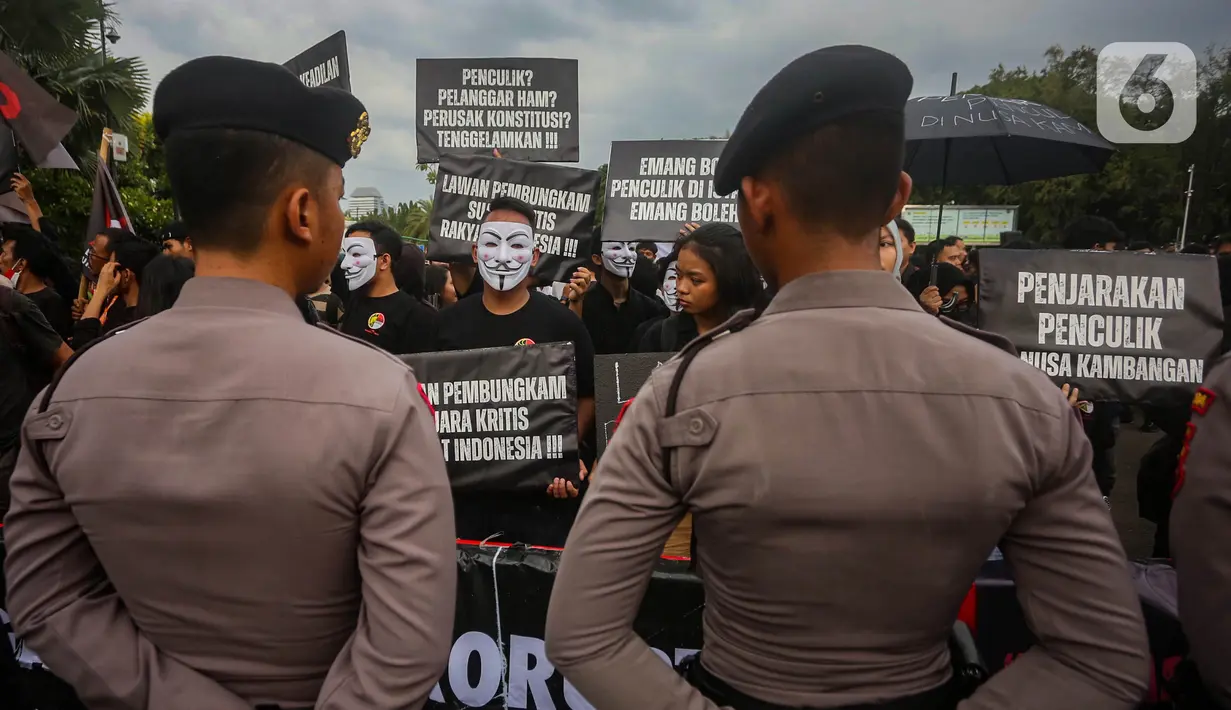 Selain itu, petisi juga menyoroti sejumlah kasus penyalahgunaan kewenangan oleh penguasa. (Liputan6.com/Angga Yuniar)