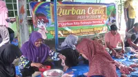 Dua pekurban dari muslim Singapura yang pernah berkunjung langsung ke RUMAN Aceh dan membagikan paket sembako kepada 65 keluarga fakir menje