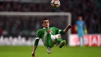 Aksi Ciamik Junuzovic Tiga Kali Kolongi Bek Dortmund