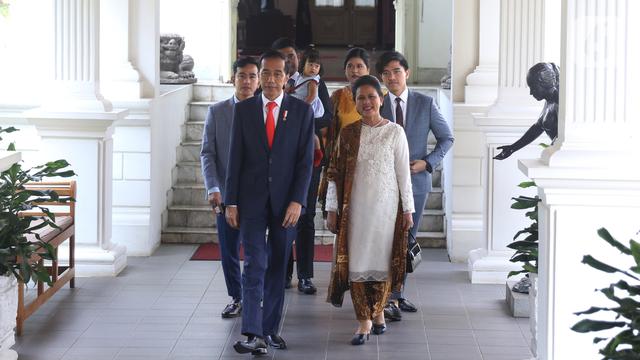 Didampingi Keluarga, Jokowi Menuju Tempat Pelantikan