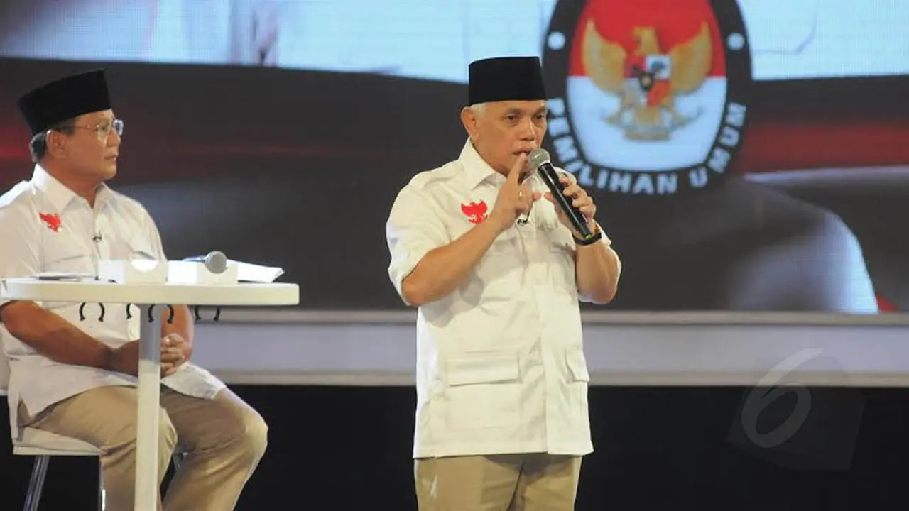 Saat JK Tertawa Dengan Pertanyaan Prabowo