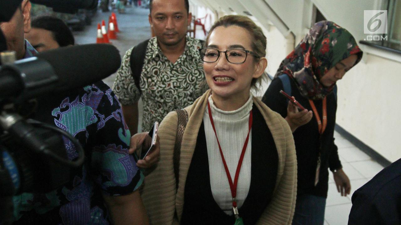 Sebelumnya Mangkir, Reza Artamevia Akhirnya Datangi Sidang Gatot Brajamusti