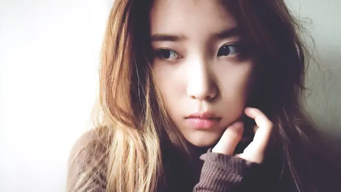 IU