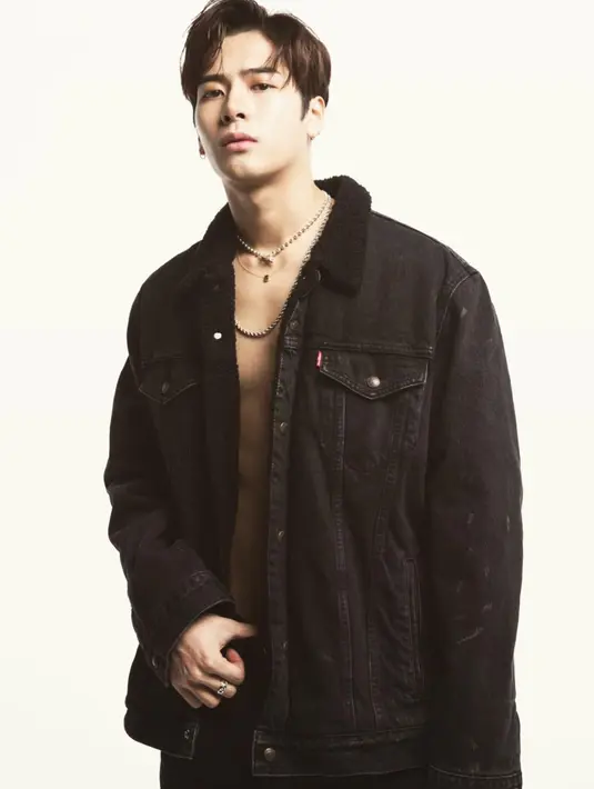 Satu haru setelah menggelar konser di The Forum, Jackson GOT7 pun meluapkan kegembiraannya melalui akun Instagram pribadinya. Ia mengaku tak menyangka bisa tampil di Los Angeles. (Foto: instagram.com/jacksonwang852g7)