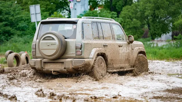 iCAR V27