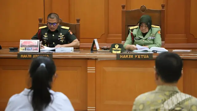 Terdakwa Brigjen TNI Yus Adi Kamrullah dan Ni Putu Purnamasari divonis hukuman 16 tahun penjara atas kasus dugaan korupsi Tabungan Wajib Perumahan TNI AD (TWP AD)
